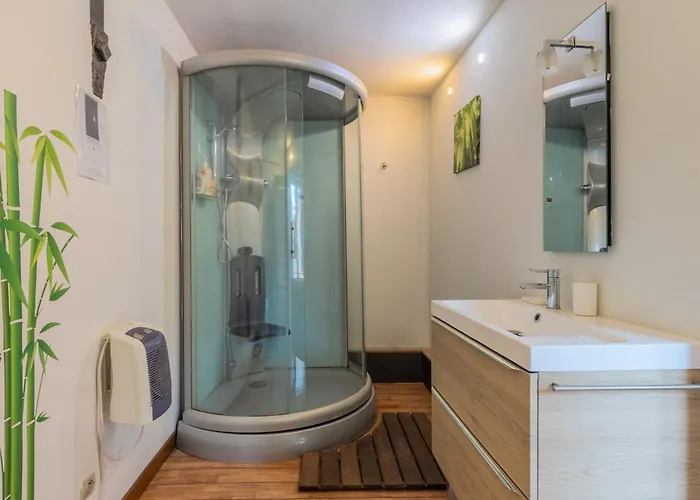 House Maison d'hôtes *